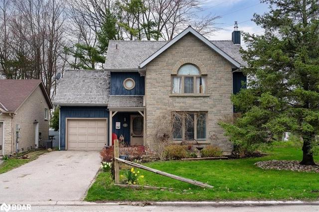 2 Brillinger Drive, House detached with 3 bedrooms, 1 bathrooms and 3 parking in Wasaga Beach ON | Image 12