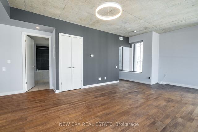 1201 - 95 Bathurst St, Condo with 1 bedrooms, 1 bathrooms and 1 parking in Toronto ON | Image 7
