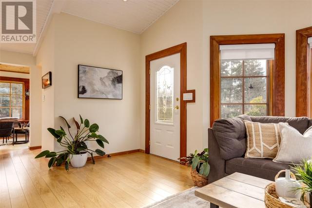2760 Ritten Rd, House detached with 2 bedrooms, 1 bathrooms and 2 parking in Nanaimo A BC | Image 23
