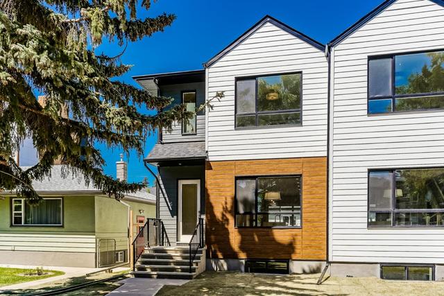 716 51 Ave Sw, Home with 4 bedrooms, 3 bathrooms and 2 parking in Calgary AB | Image 37