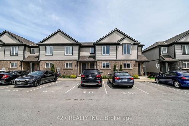 55 - 7768 Ascot Cir, House attached with 3 bedrooms, 2 bathrooms and 1 parking in Niagara Falls ON | Image 23