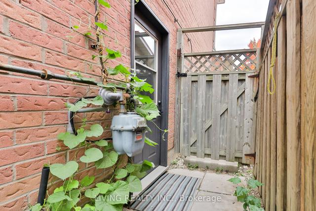 bsmt - 462 Luzon Cres, House detached with 2 bedrooms, 1 bathrooms and 1 parking in Mississauga ON | Image 11