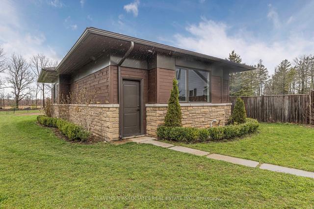 731 Centre Rd, House detached with 4 bedrooms, 5 bathrooms and 23 parking in Hamilton ON | Image 28
