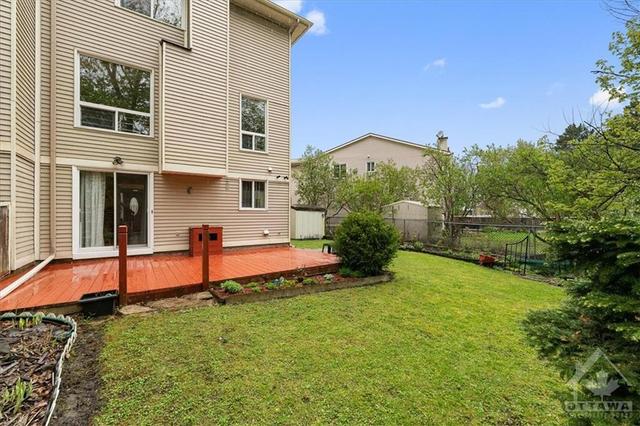 1133 Des Forets Ave, Townhouse with 3 bedrooms, 3 bathrooms and 3 parking in Ottawa ON | Image 28