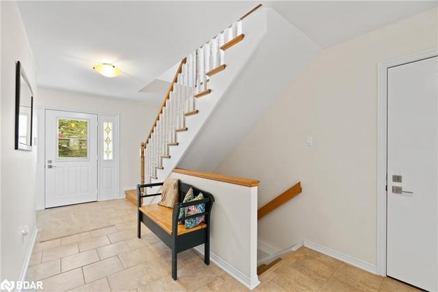 9546 Con 8 Rd, House detached with 5 bedrooms, 2 bathrooms and 17 parking in Wellington North ON | Image 15