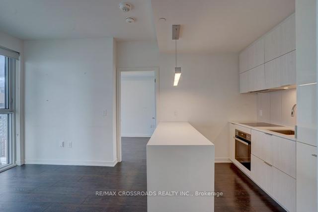 2807 - 20 Richardson St, Condo with 2 bedrooms, 2 bathrooms and 1 parking in Toronto ON | Image 2
