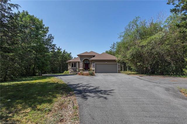 4629 North Shore Road, House detached with 4 bedrooms, 3 bathrooms and 8 parking in South Frontenac ON | Image 1