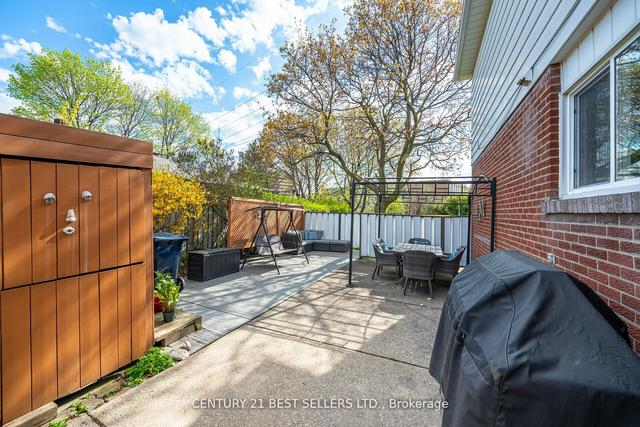 68 Lynmont Rd, House semidetached with 4 bedrooms, 2 bathrooms and 1 parking in Toronto ON | Image 30