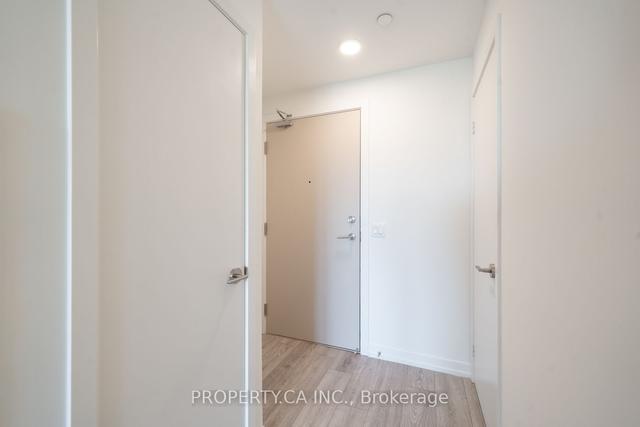 305 - 2020 Bathurst St, Condo with 1 bedrooms, 1 bathrooms and 1 parking in Toronto ON | Image 12