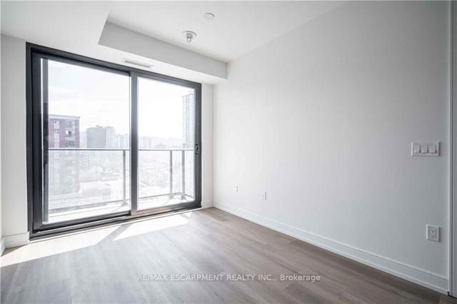 908 - 1 Jarvis St, Condo with 1 bedrooms, 2 bathrooms and 0 parking in Hamilton ON | Image 4