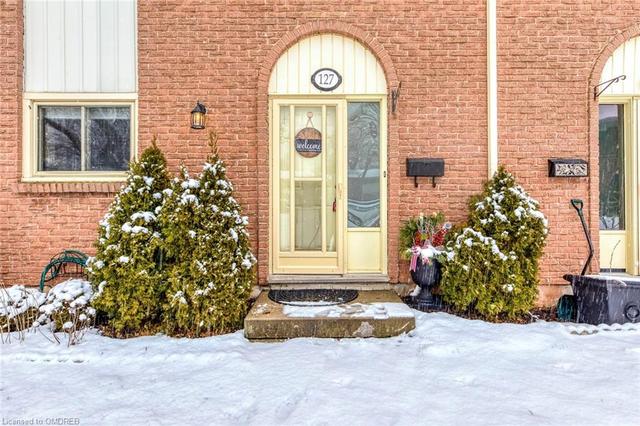 127 - 150 Gateshead Cres, House attached with 3 bedrooms, 1 bathrooms and 127 parking in Hamilton ON | Image 12