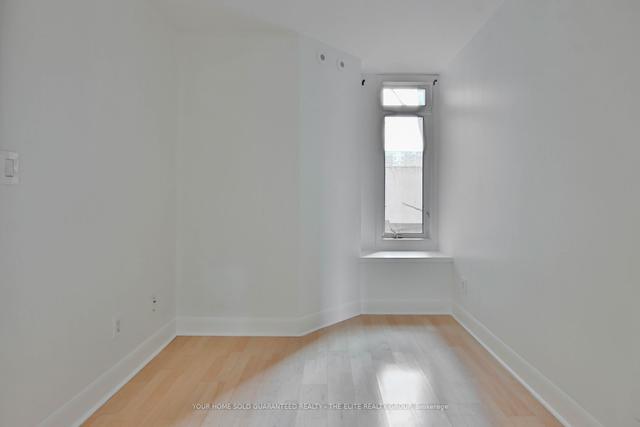 235 - 415 Jarvis St, Townhouse with 2 bedrooms, 1 bathrooms and 0 parking in Toronto ON | Image 11