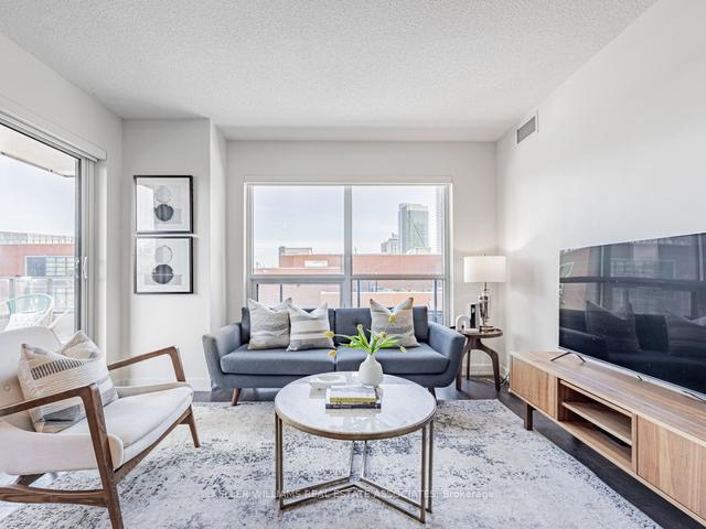 404 - 2220 Lake Shore Blvd W, Condo with 2 bedrooms, 2 bathrooms and 1 parking in Toronto ON | Image 4