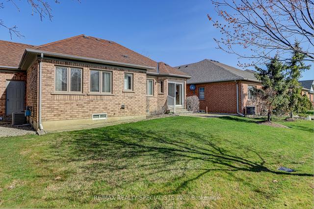 27 Amberhill Tr, Condo with 2 bedrooms, 2 bathrooms and 2 parking in Brampton ON | Image 28