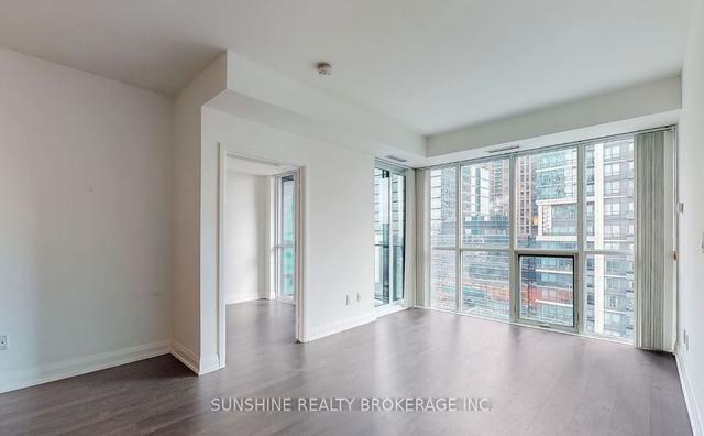 2809 - 9 Bogert Ave, Condo with 1 bedrooms, 2 bathrooms and 1 parking in Toronto ON | Image 12