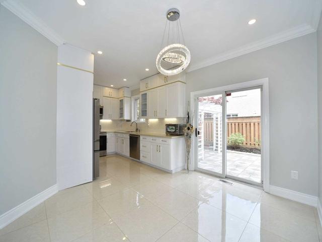 50 Alba Ave, House detached with 3 bedrooms, 4 bathrooms and 6 parking in Vaughan ON | Image 4