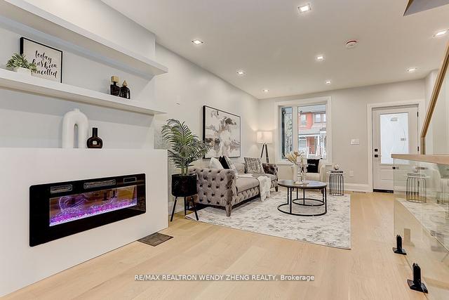 54 Montrose Ave, House semidetached with 3 bedrooms, 4 bathrooms and 2 parking in Toronto ON | Image 36