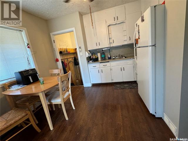 210 3rd Avenue W, House detached with 2 bedrooms, 1 bathrooms and null parking in Blaine Lake SK | Image 4