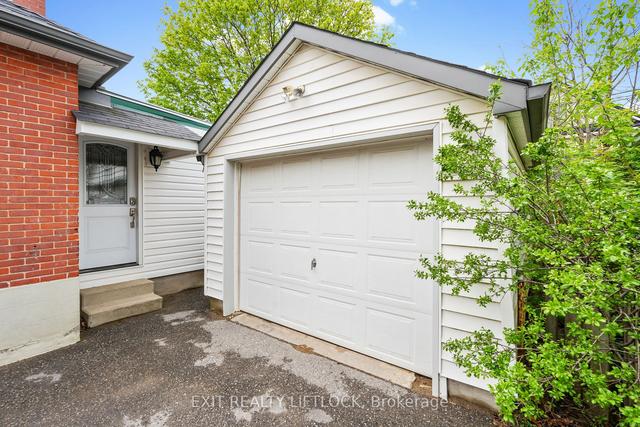 166 Prince St, House detached with 2 bedrooms, 2 bathrooms and 4 parking in Peterborough ON | Image 38