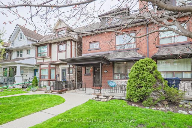 640 Manning Ave, House semidetached with 5 bedrooms, 2 bathrooms and 2 parking in Toronto ON | Image 12
