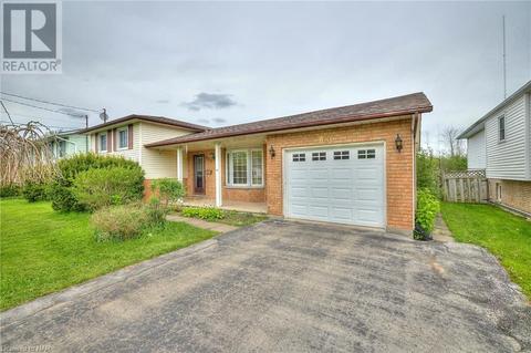 880 Crescent Road, Fort Erie, ON, L2A4R4 | Card Image