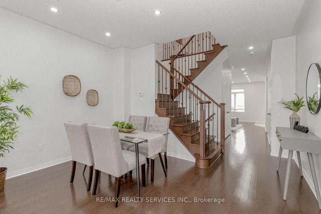 43 Ledger Point Cres, House attached with 4 bedrooms, 3 bathrooms and 5 parking in Brampton ON | Image 40