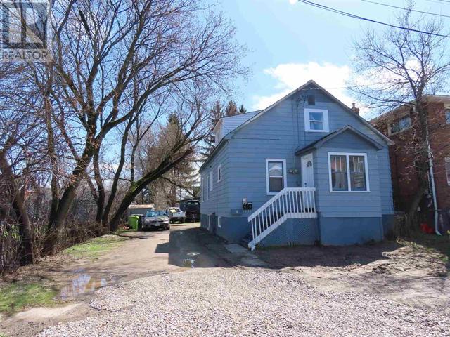 733 Mckenzie, House other with 0 bedrooms, 0 bathrooms and null parking in Sault Ste. Marie ON | Image 17