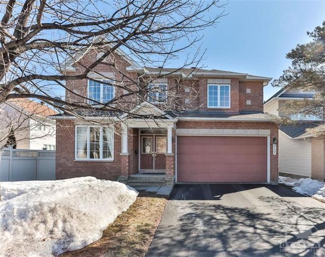 2137 Valenceville Crescent, House detached with 4 bedrooms, 4 bathrooms and 4 parking in Ottawa ON | Image 2