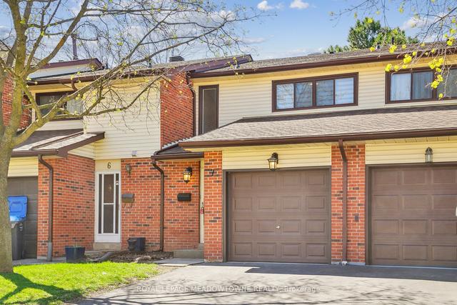 7 Collins Cres, Townhouse with 3 bedrooms, 3 bathrooms and 2 parking in Brampton ON | Image 23
