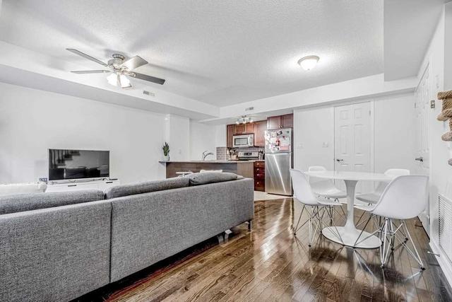 129 - 25 Turntable Cres, Townhouse with 2 bedrooms, 2 bathrooms and 1 parking in Toronto ON | Image 30