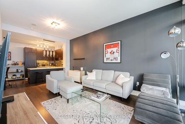 821 - 39 Queens Quay E, Condo with 1 bedrooms, 1 bathrooms and 1 parking in Toronto ON | Image 7