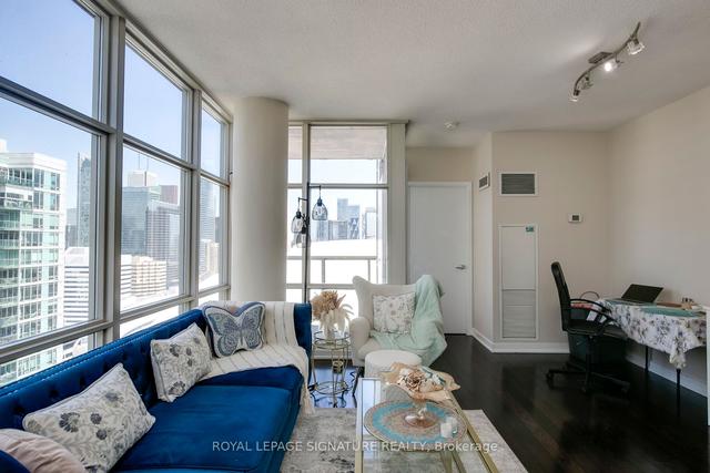 3506 - 10 Navy Wharf Ct, Condo with 1 bedrooms, 1 bathrooms and 1 parking in Toronto ON | Image 3