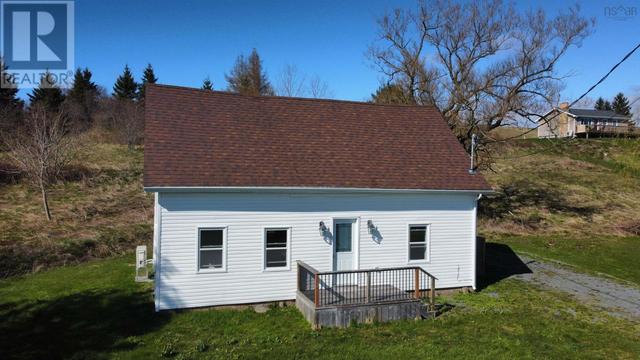 1103 Avondale Rd, House detached with 3 bedrooms, 1 bathrooms and null parking in West Hants NS | Image 1