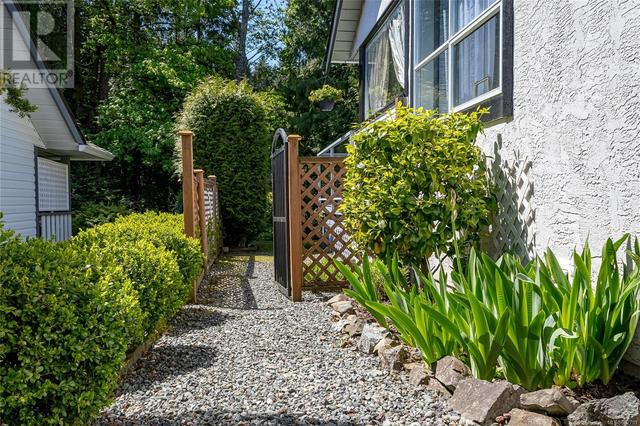 3446 Arbutus Dr S, House detached with 2 bedrooms, 2 bathrooms and 2 parking in Cowichan Valley C BC | Image 35