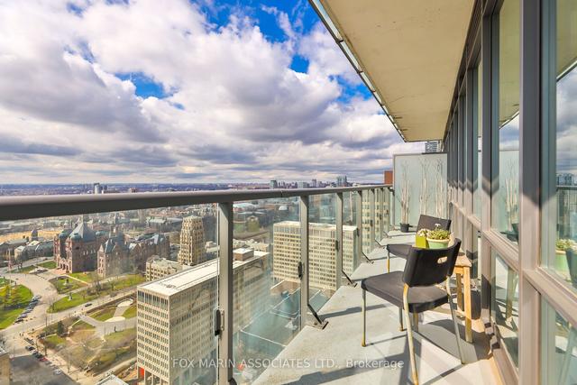 3410 - 832 Bay St, Condo with 3 bedrooms, 2 bathrooms and 1 parking in Toronto ON | Image 25