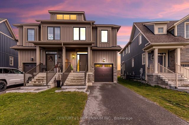 134 Red Pine St, House semidetached with 4 bedrooms, 3 bathrooms and 2 parking in The Blue Mountains ON | Image 1