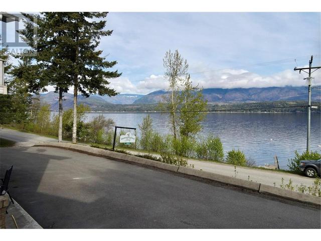 D - 3610 Eagle Bay Rd, Condo with 2 bedrooms, 1 bathrooms and 2 parking in Columbia Shuswap C BC | Image 42