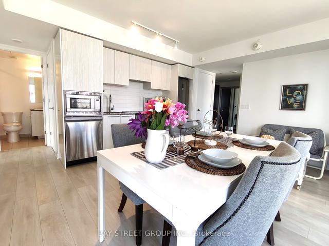 2008 - 18 Maitland Terr, Condo with 3 bedrooms, 2 bathrooms and 1 parking in Toronto ON | Image 16