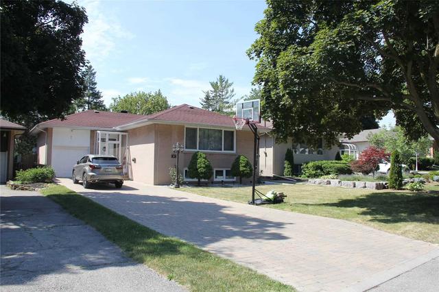 7 Maureen Dr, House detached with 3 bedrooms, 3 bathrooms and 7 parking in Toronto ON | Image 16