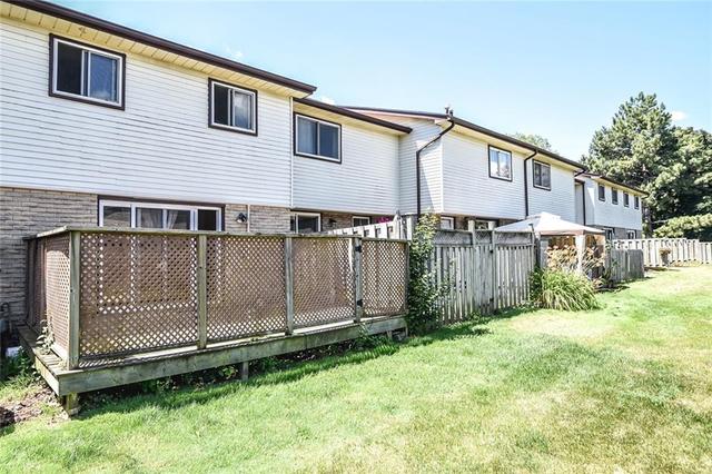 G - 9 Centennial Dr, House attached with 3 bedrooms, 1 bathrooms and 1 parking in Brantford ON | Image 28