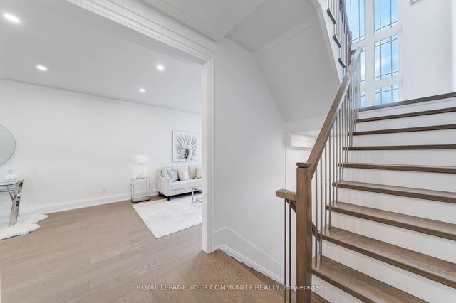 18B - 33 St Gaspar Ct, House semidetached with 3 bedrooms, 4 bathrooms and 2 parking in Toronto ON | Image 34