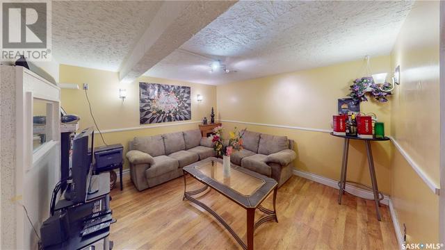 758 Sweeney St, House detached with 4 bedrooms, 2 bathrooms and null parking in Regina SK | Image 23