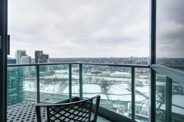 3210 - 215 Fort York Blvd, Condo with 2 bedrooms, 2 bathrooms and 1 parking in Toronto ON | Image 8