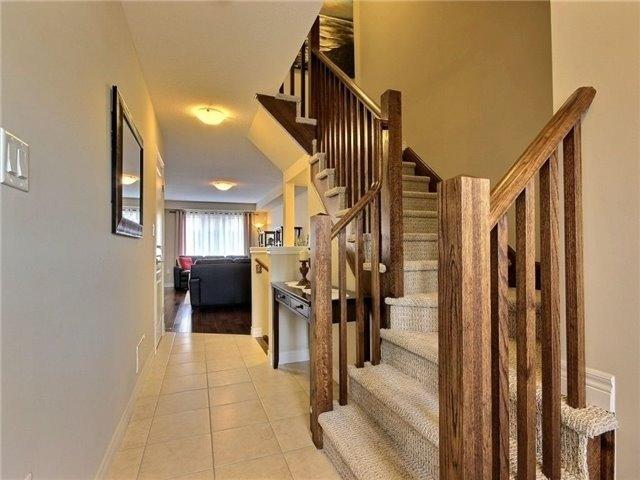 112 Westbank Tr, House attached with 3 bedrooms, 3 bathrooms and 3 parking in Hamilton ON | Image 15