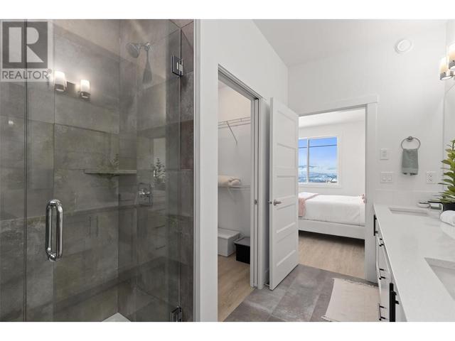 1392 Tower Ranch Dr, House detached with 3 bedrooms, 3 bathrooms and 4 parking in Kelowna BC | Image 20