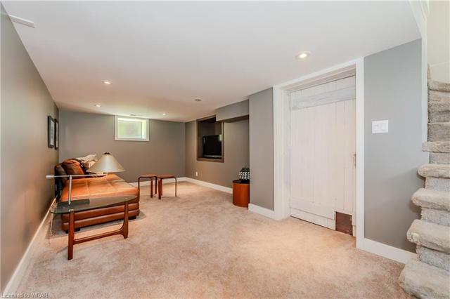 150 York St, House detached with 3 bedrooms, 1 bathrooms and 4 parking in Waterloo ON | Image 25