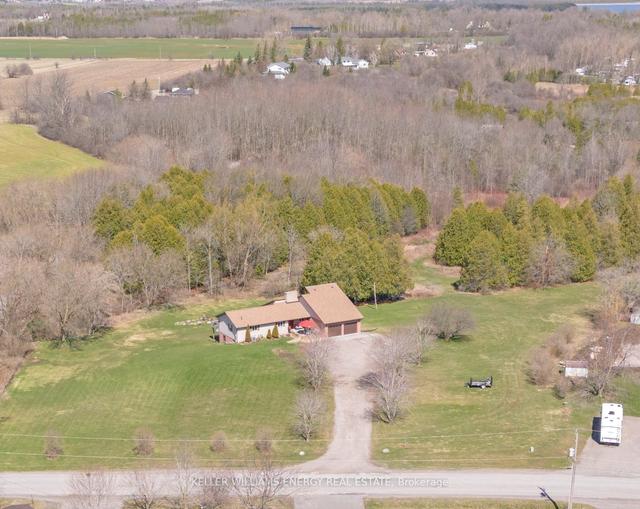 99 Willow Glen Dr, House detached with 3 bedrooms, 3 bathrooms and 16 parking in Kawartha Lakes ON | Image 1