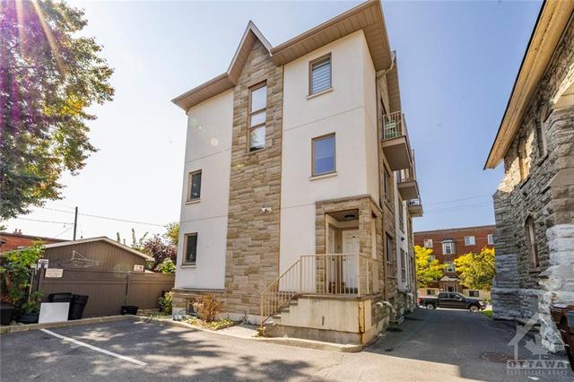 m3 - 345 Bronson Avenue, House attached with 2 bedrooms, 2 bathrooms and 1 parking in Ottawa ON | Image 1