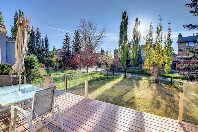15499 Mckenzie Lake Way Se, House detached with 5 bedrooms, 2 bathrooms and 4 parking in Calgary AB | Image 13