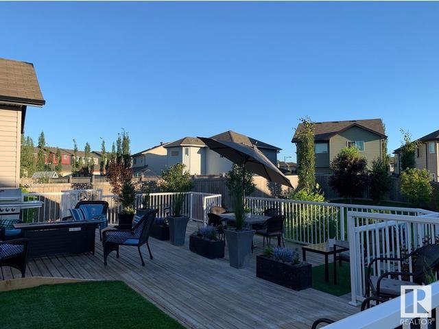 3223 22 Ave Nw, House detached with 4 bedrooms, 3 bathrooms and 4 parking in Edmonton AB | Image 3
